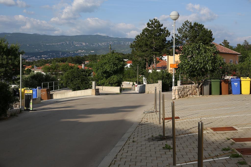 Guest House Zeba & Riviera Šilo Exterior foto