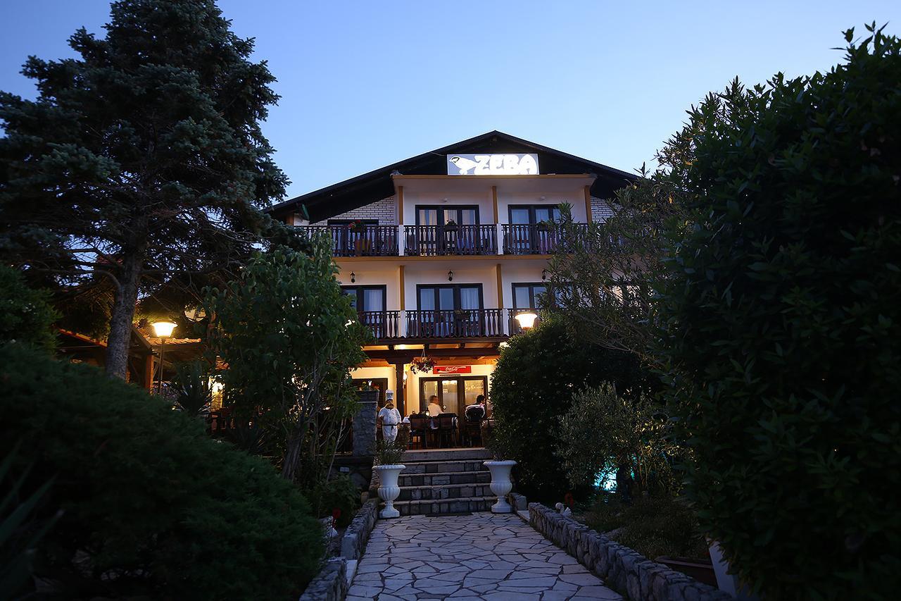 Guest House Zeba & Riviera Šilo Exterior foto