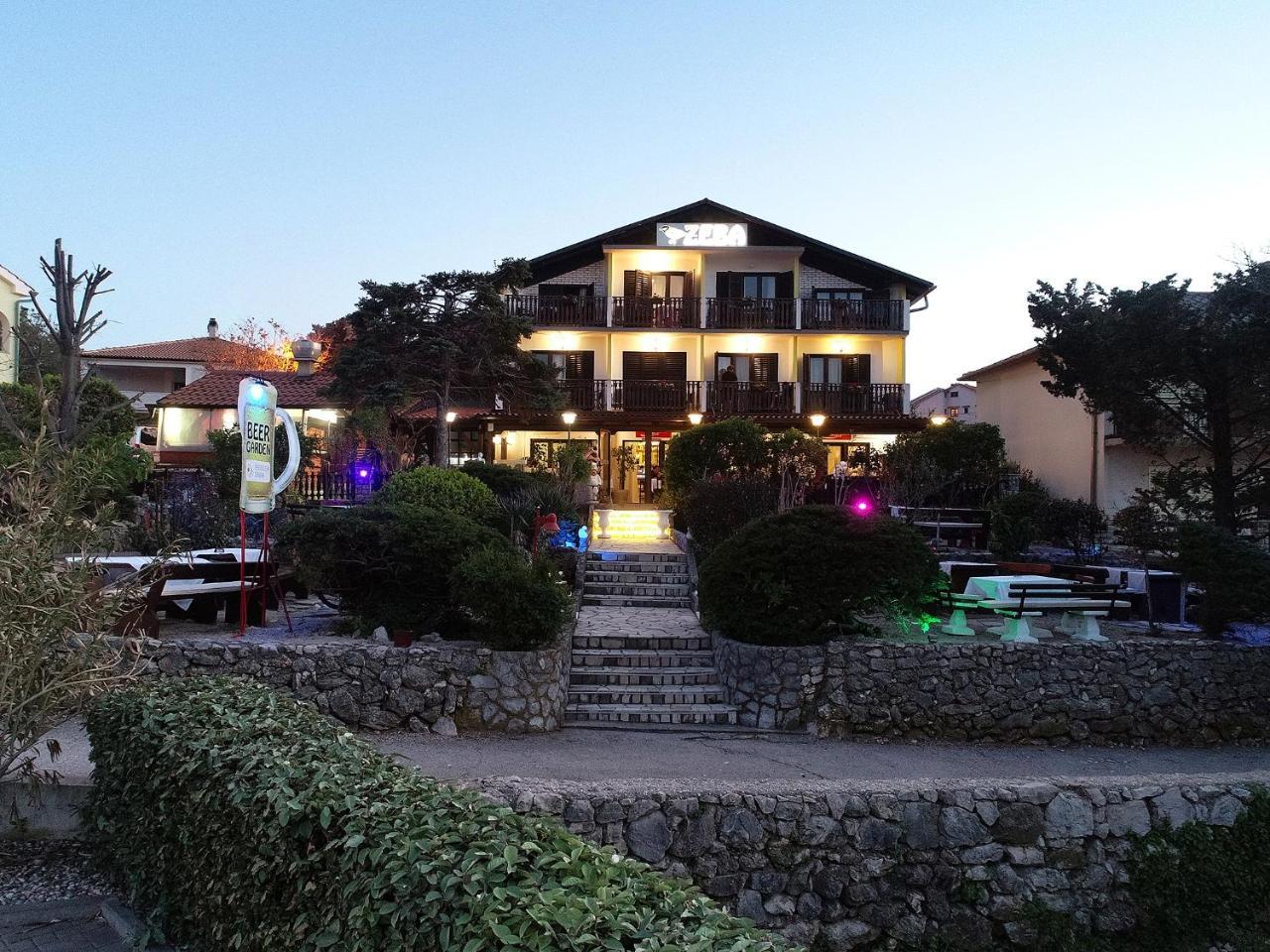 Guest House Zeba & Riviera Šilo Exterior foto