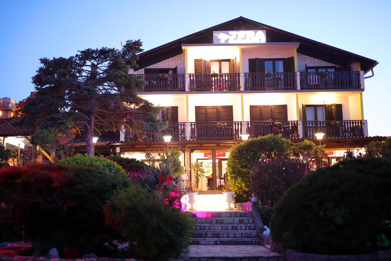 Guest House Zeba & Riviera Šilo Exterior foto